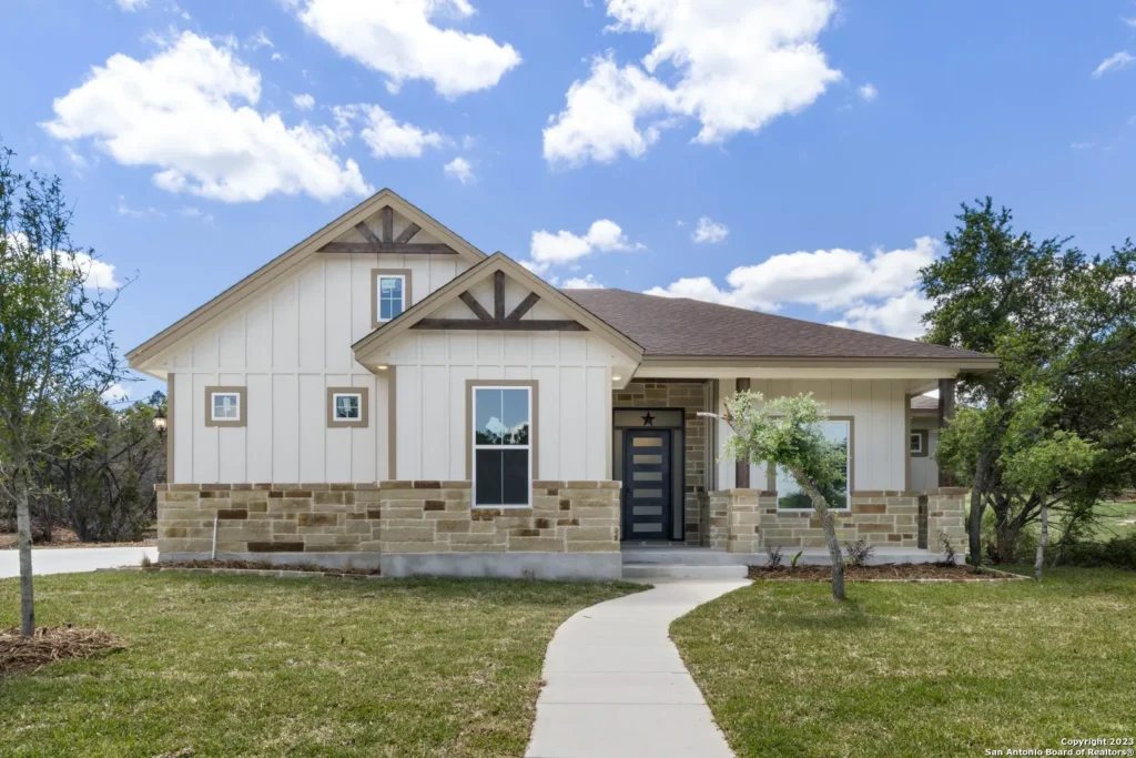 Modern farmhouse — entry elevation